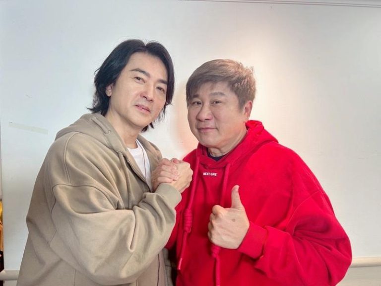 郑伊健演「古惑仔」挨轰教坏小孩 他6字回应 胡瓜(右)与郑伊健暌违多年再度相见欢。(「下面一位」提供)
