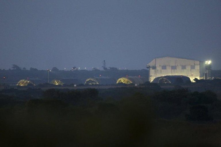 英才把基地借美军 驻赛普勒斯基地突遭不明无人机袭击 英国皇家空军驻赛普勒斯阿克罗提里基地。(美联社)