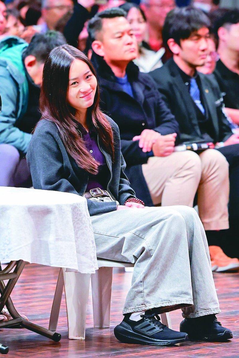 李连杰女儿Jada陪爸爸一起到现场。(记者林士杰/摄影)
