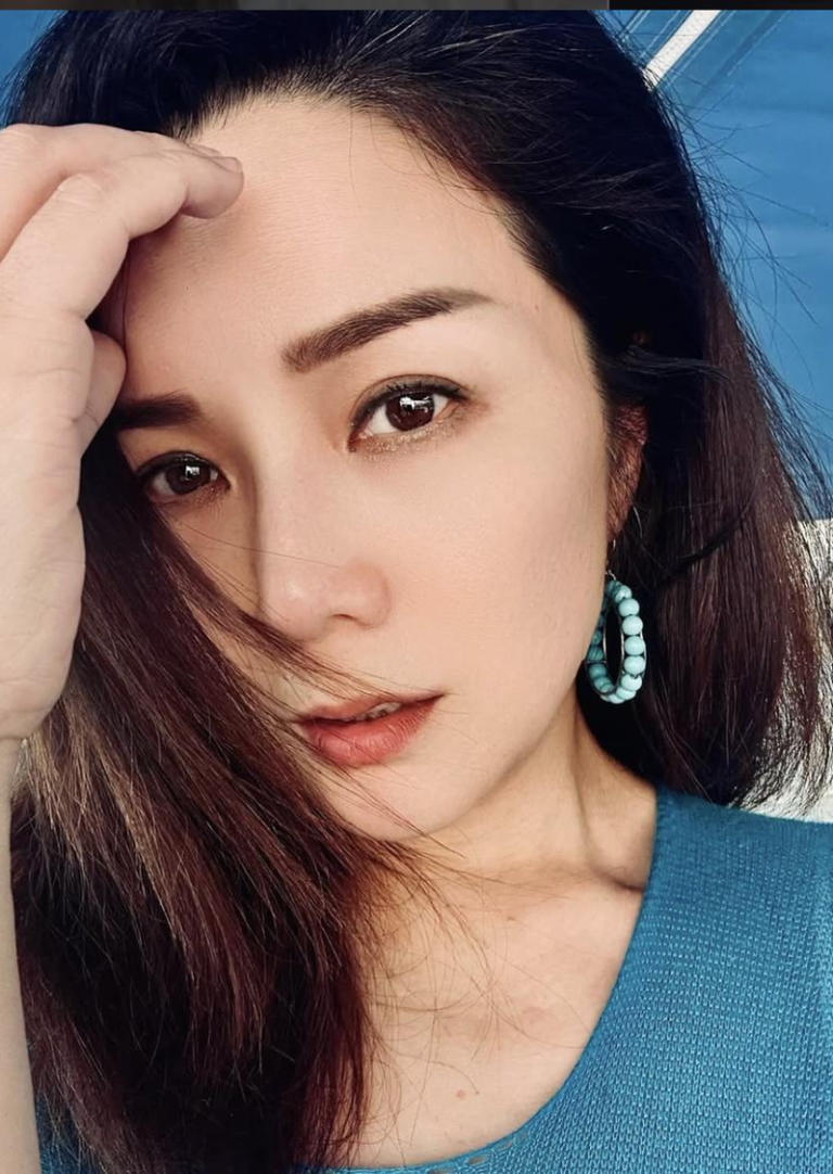 51岁前港姐吴文忻拥有亮丽外型。（取材自Instagram）