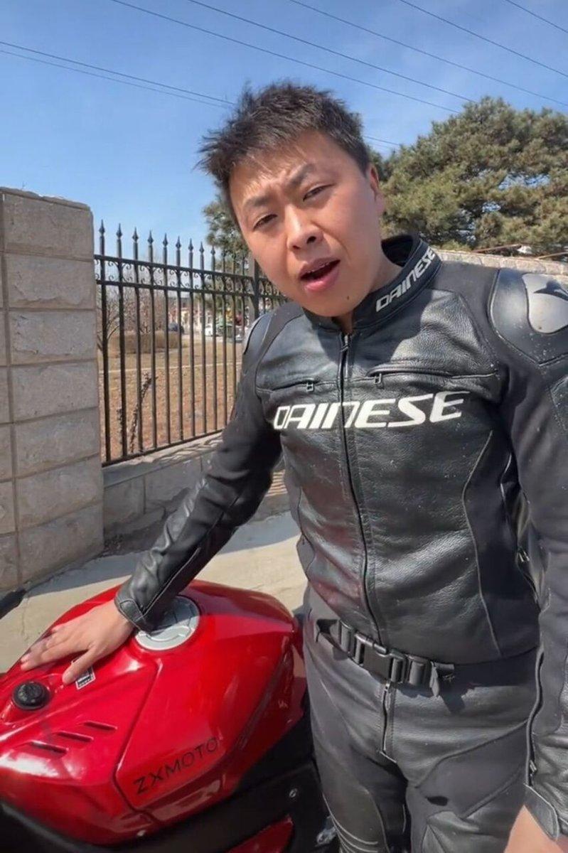 博主「黄油腻」在出事前指出试驾车出现问题。(取材当事人短视频帐号截屏)