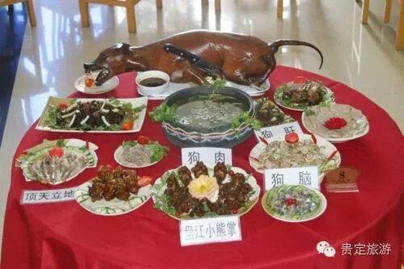 贵定县文旅局表示,盘江镇确实以狗肉闻名,当地存在「狗肉一条街」,属于历史悠久的地...