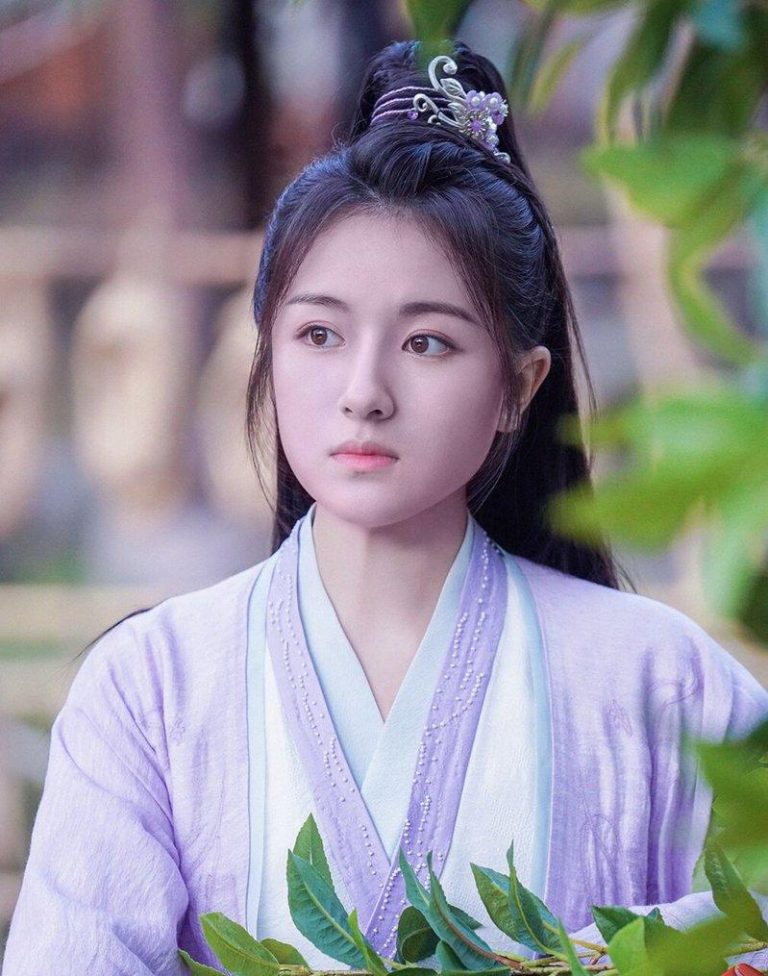 不够分量? 宋祖儿「太瘦」传演不成唐代美人 李兰迪有望出线 李兰迪曾因身形圆润被戏称「古偶胖女」。(取材自微博)