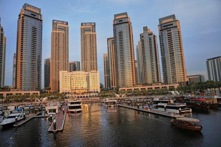 伊朗战火让杜拜房市变天 但他坚称「聪明钱」仍不断涌入 阿联大型开发商说,杜拜房市只会稍稍降温,资金仍不断涌入。(美联社)