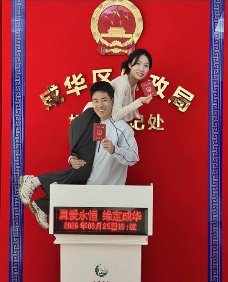 袁先生和周女士用5天时间办了一场极简婚礼。(取材自封面新闻)