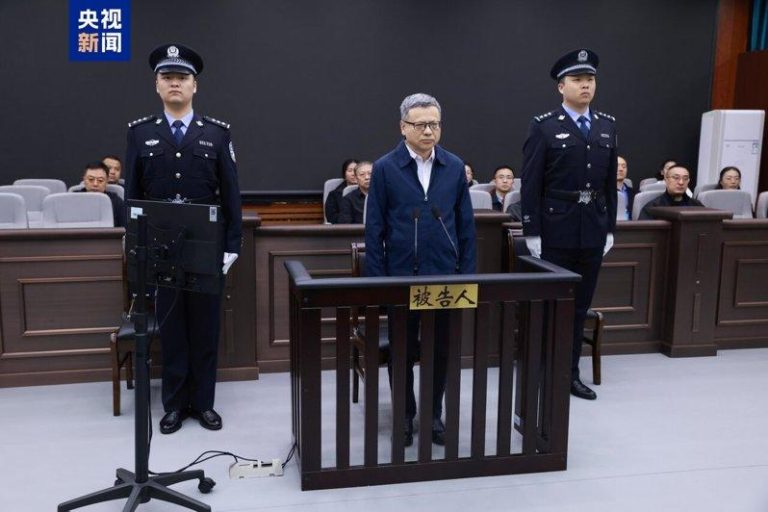 受贿逾1.5亿元 大唐集团前总经理寇伟一审判死缓 内蒙古兴安盟中级人民法院一审宣判中国大唐集团原总经理寇伟受贿等案,判处死刑、缓期...