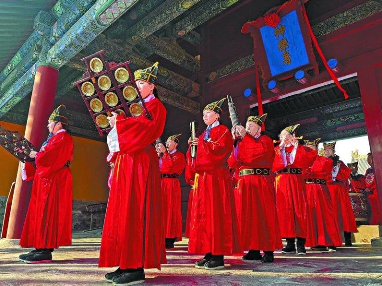 天坛神乐署展示的中国古代宫廷祭祀礼仪音乐—中和韶乐，被誉为「华夏正声」。 (本报...