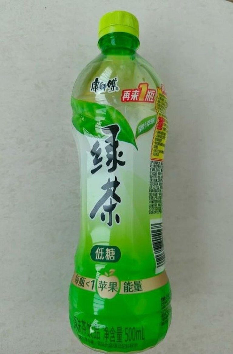 康师傅绿茶再来1瓶? 中奖网友周游各门店处处「碰壁」 图为参加活动的康师傅绿茶。(取材自扬子晚报)