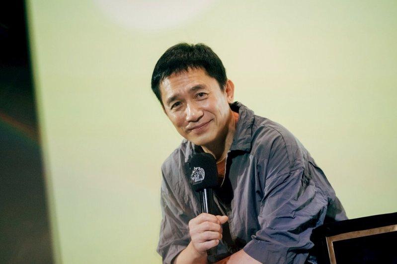 梁朝伟如今更愿意走出舒适圈,与不同团队合作。(金马执委会提供)