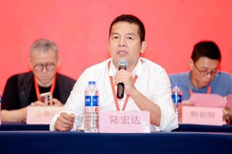 突辞智度董座有因? 陆宏达疑在美涉强奸27岁女性 智度股份、国光电器前董事长陆宏达传在美国涉嫌强奸一名27岁女性。(取材自智度股份...