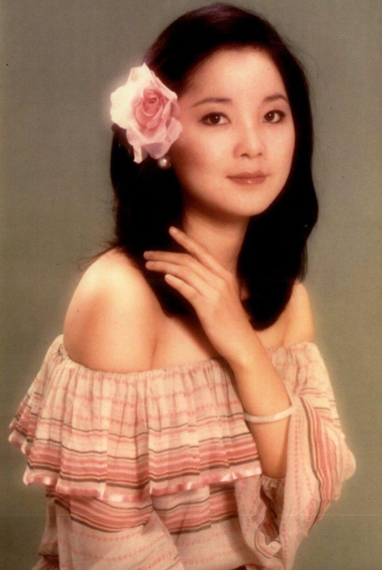 邓丽君骤逝31年 泰国管家首曝歌后临终前状况 自责1事 邓丽君逝世31年至今,依然是歌迷心目中永远的「一代歌后」。(阿尔发音乐提供)