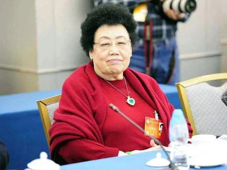 女首富陈丽华传奇一生落幕 争议与荣光并行 陈丽华。(取材自凤凰网)