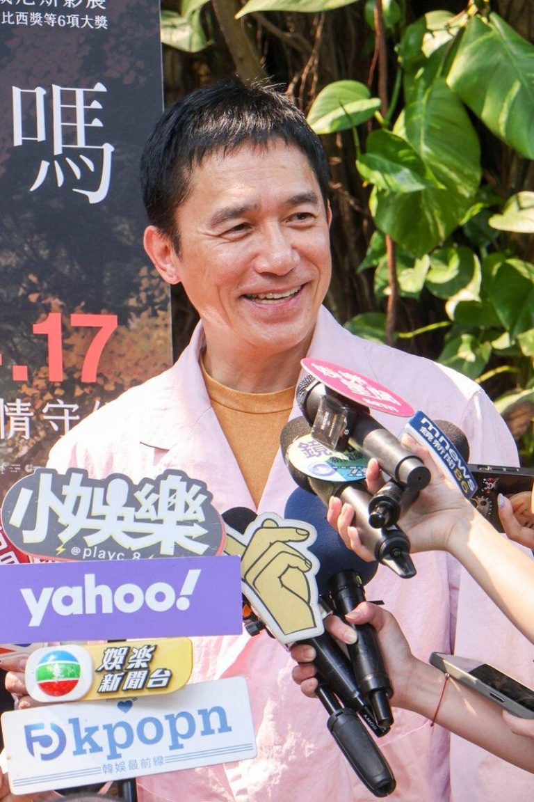 梁朝伟「看电影买6个座位」是真的 本人认了全说了 梁朝伟出席「你是不会当树吗」记者茶叙。(记者沈昱嘉/摄影)
