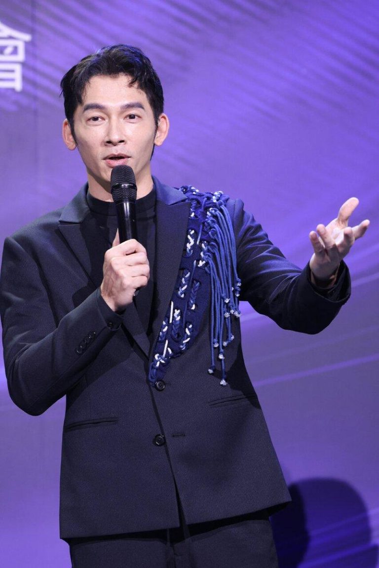 吴慷仁登陆惹议?温升豪缓颊:逐水草而居 温升豪算是意见领袖。记者林士杰/摄影