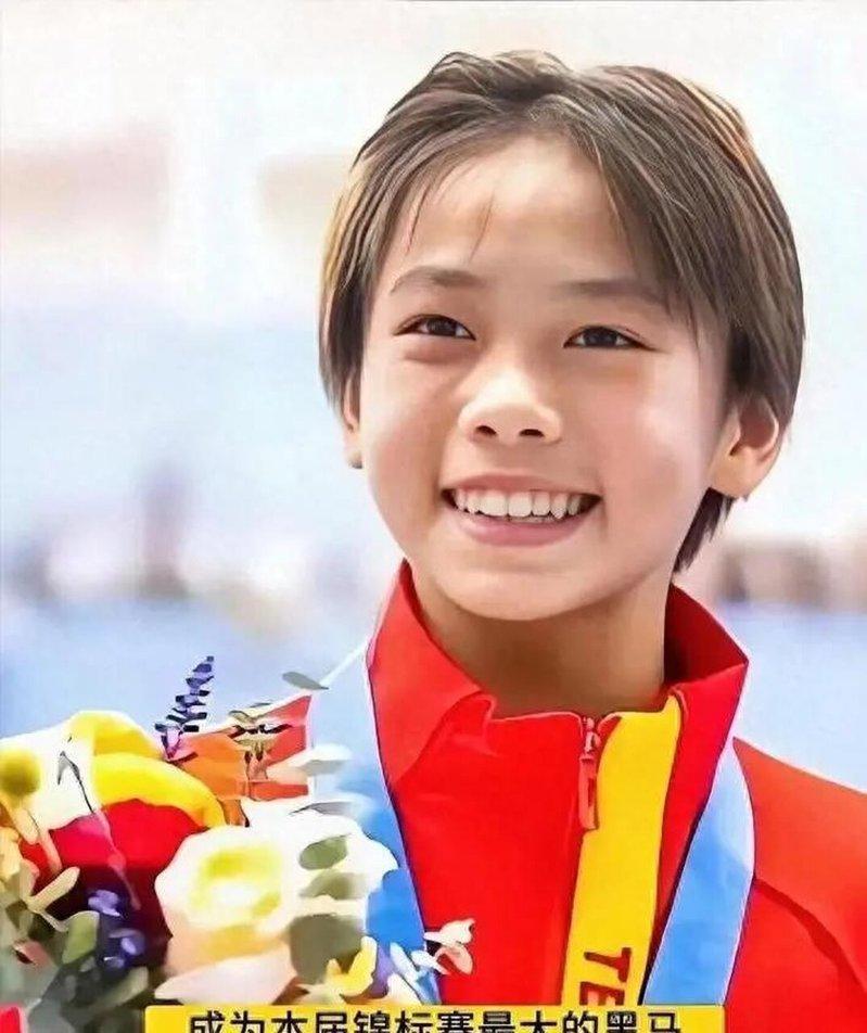 2026年世界泳联跳水世界杯总决赛女子十米台决赛2日在北京举行,中国选手蒋林静以...
