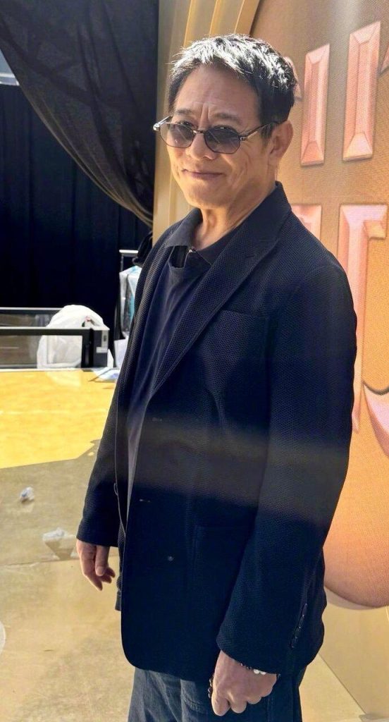 首谈甲亢令「面容巨变」之痛 李连杰叹:人生最艰难的时期 李连杰自爆罹患甲亢以来,内心最真实的恐惧与自卑。(取材自微博)