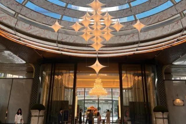 顶级豪宅利用验资门槛来筛选客户。(取材自第一财经)