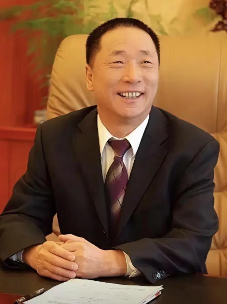 通洲集团实控人任铁柱。(取材自微博)