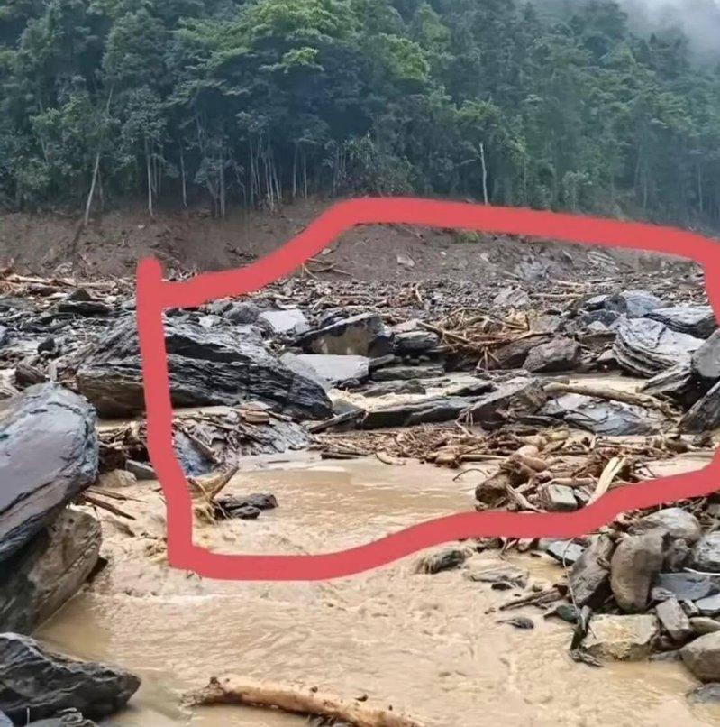 村民回家看到的场景,房子已经没有了。(取材自极目新闻)