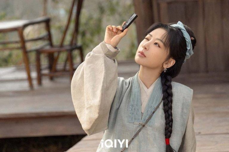 有自知之明 杨紫绝不参加「浪姐」:唱不动跳不动 杨紫主演的「家业」正上映。(爱奇艺国际版提供)