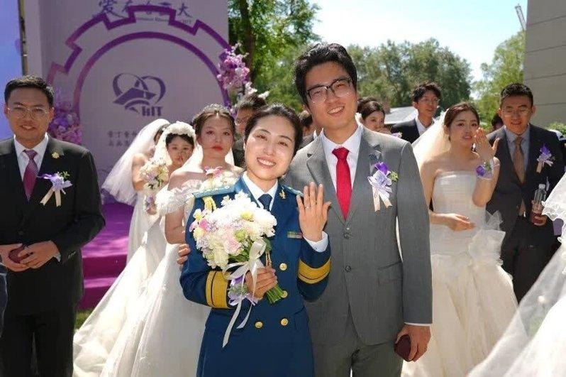 「一克拉钻戒」承载学校殷殷祝福。(取材自哈尔滨工业大学)