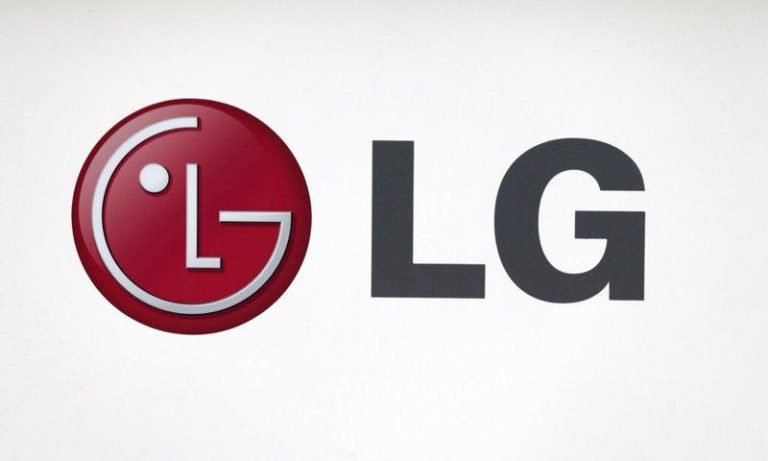 LG电子连日涨停今年市值翻三倍 传黄仁勋本周访韩将扩大实体AI合作 LG电子去年没搭上韩国 AI 芯片热潮,但最近几个月已开始受到青睐。(路透)