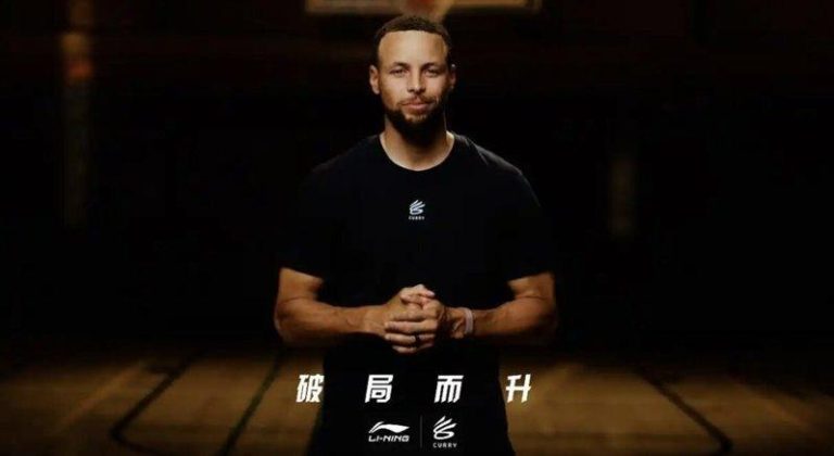 亲自试穿认舒适…NBA柯瑞与李宁签10年代言 挨批:自由被兜售 中国知名体育品牌李宁2日官宣,与NBA勇士队球星柯瑞及柯瑞品牌「Curry Br...