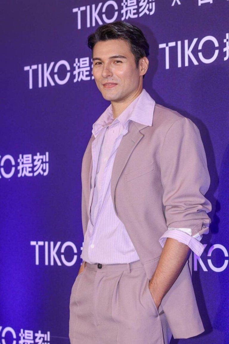 凤小岳对于接了多少代言三缄其口。记者沈昱嘉／摄影