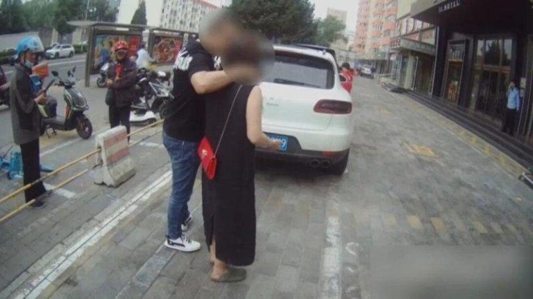 车祸现场。（取材自红星新闻）