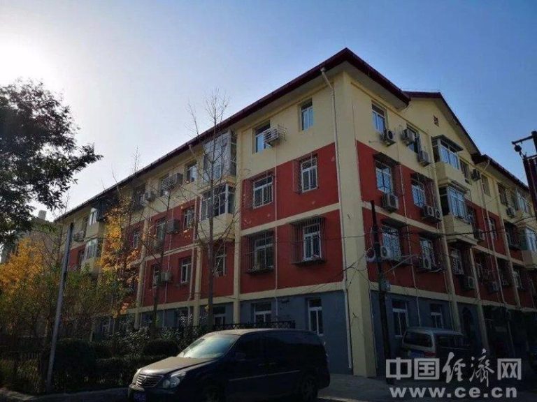 中国年轻人疯抢「老破小」 有人买8套 靠租金付房贷 「老破小」住宅成为近期中国二手房市的主力。(取材自中国经济网)