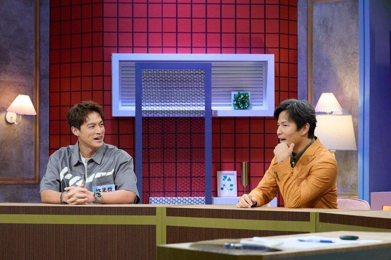许孟哲(左)日前上孙协志主持的「明星算算锅」。图/东森超视提供