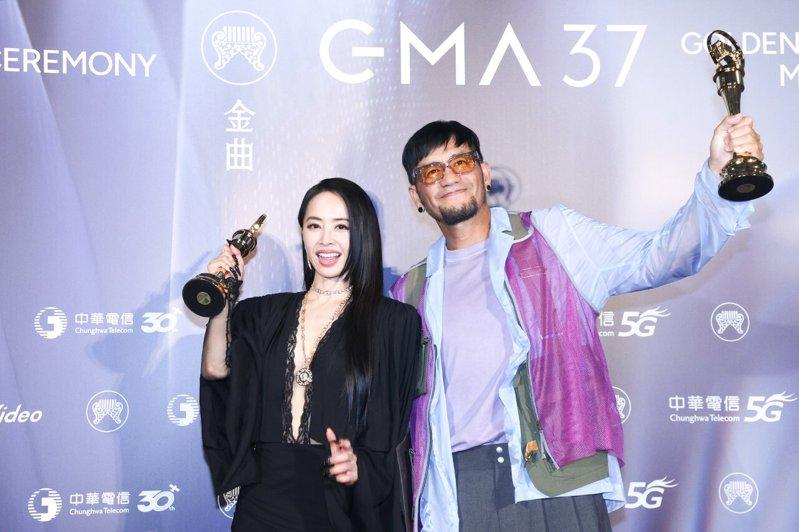 蔡依林（左）、张震岳封王封后。记者许正宏／摄影