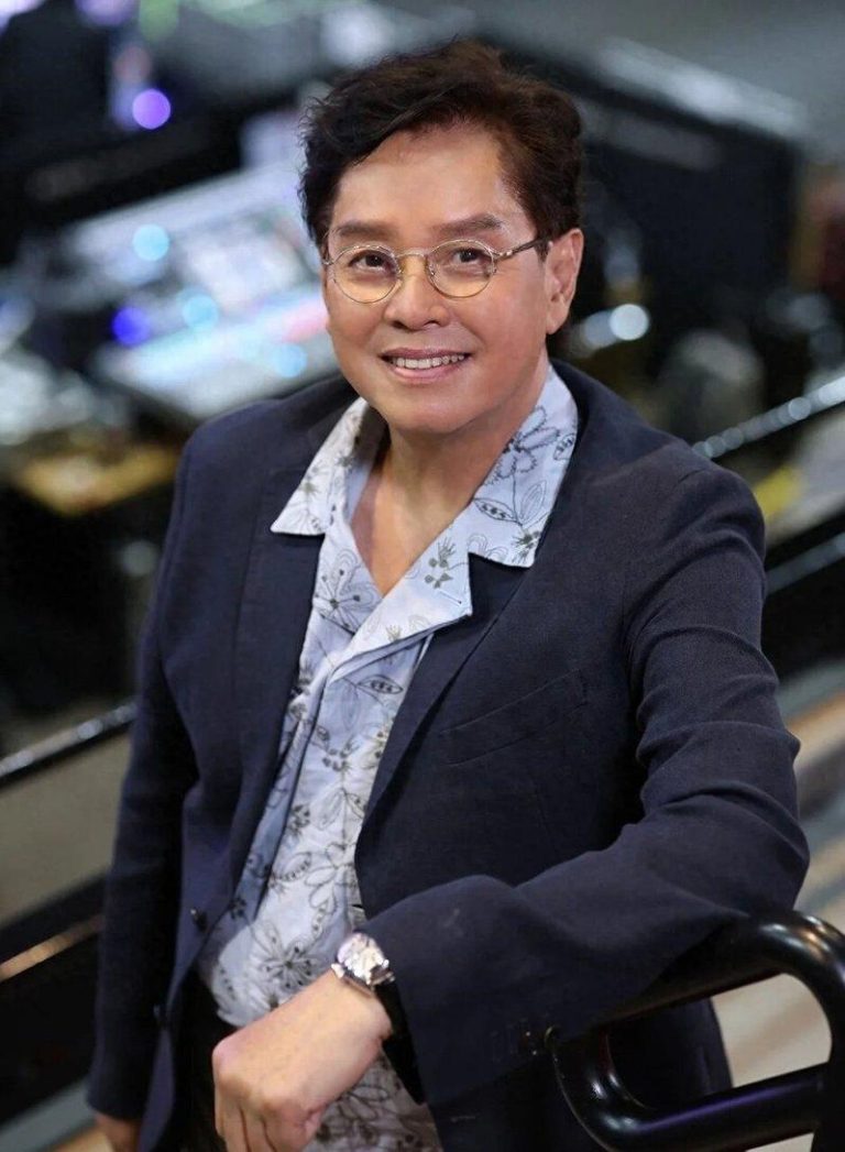 谭咏麟最后巡演内容曝光 将花3年好好说再见 76岁「校长」谭咏麟宣布将展开最后一轮巡回演唱会。(取材自凤凰网娱乐)