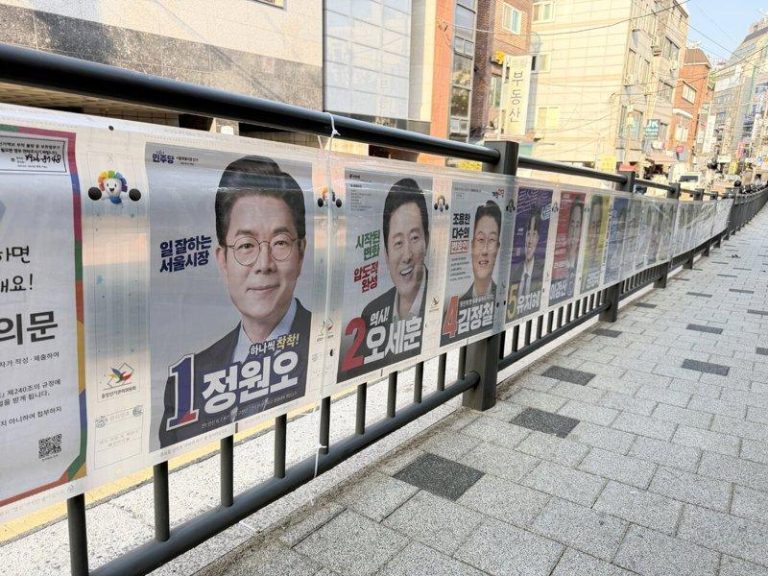 韩国地方选举将登场 观察重点首尔、大邱选区 韩国地方选举即将在3日登场,这次地方选举最受关注的选区之一就是首都首尔市,前2大...