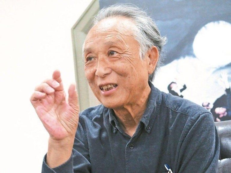 网传华人首位诺贝尔文学奖得主高行健在法国巴黎过世，台师大澄清，3日晚间仍与高联系...