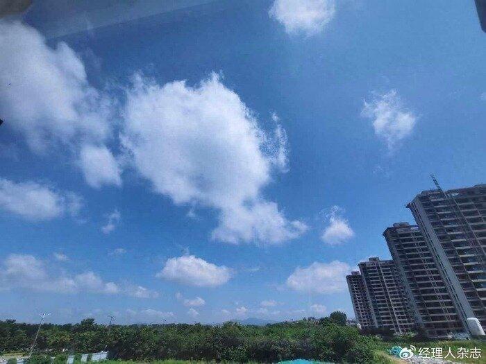 男子买房买到34层,收房时得知只建到32层;示意图。(取材自经理人杂志)