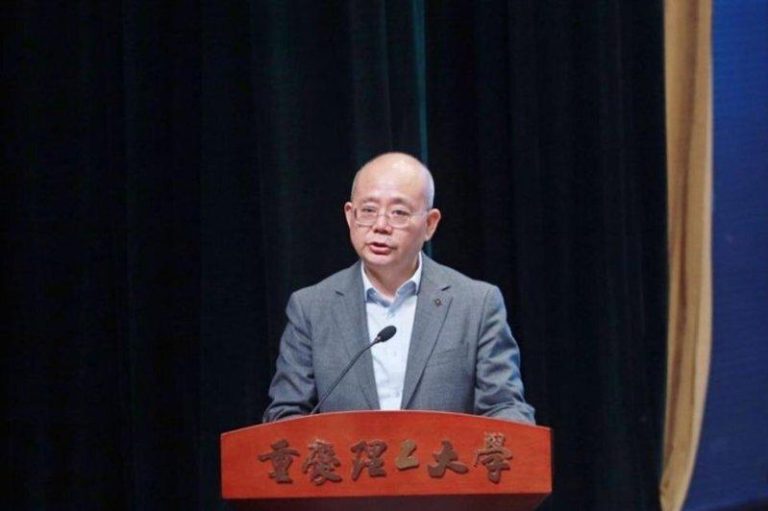 被害人廖某是重庆理工大学副校长廖林清。（取材自财新网）