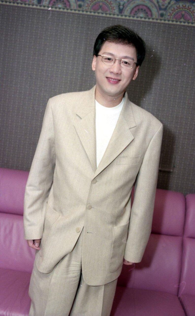李茂山神隐27年「无言的结局」唱红全亚洲 传欠债在餐厅端盘子 李茂山曾红透两岸三地。(本报数据照)