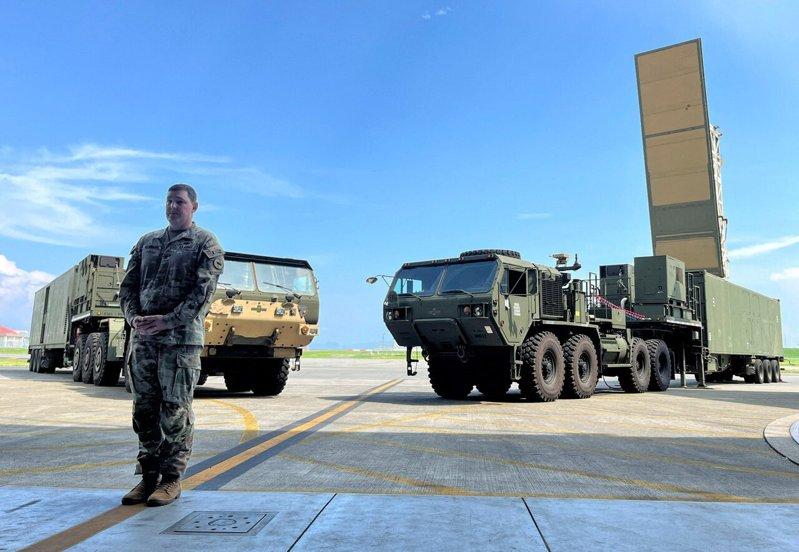 美国海军陆战队岩国航空基地2025年9月15日在日本西部岩国基地举行媒体参访活动...