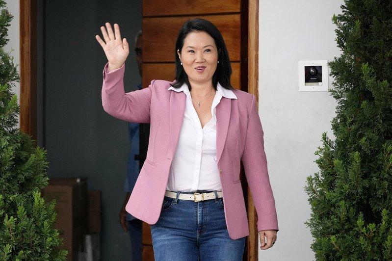 秘鲁右翼人民力量党候选人藤森惠子历经四次挑战后,终于夺得总统宝座。(路透)