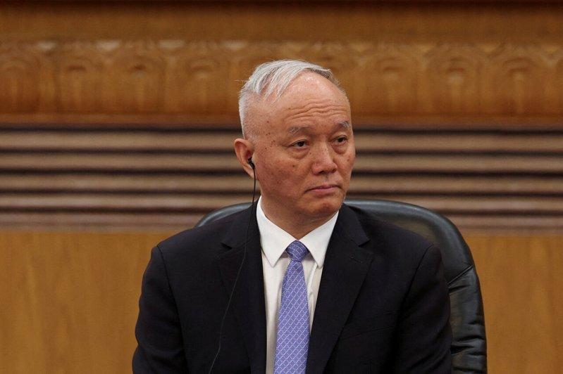 中共中央政治局常委蔡奇2025年3月28日在中国北京人民大会堂出席与全球商界领袖...