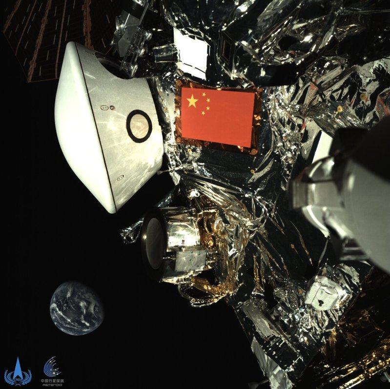 天问二号(图)探测器成功与小行星交会,被视为新的里程碑。(新华社)