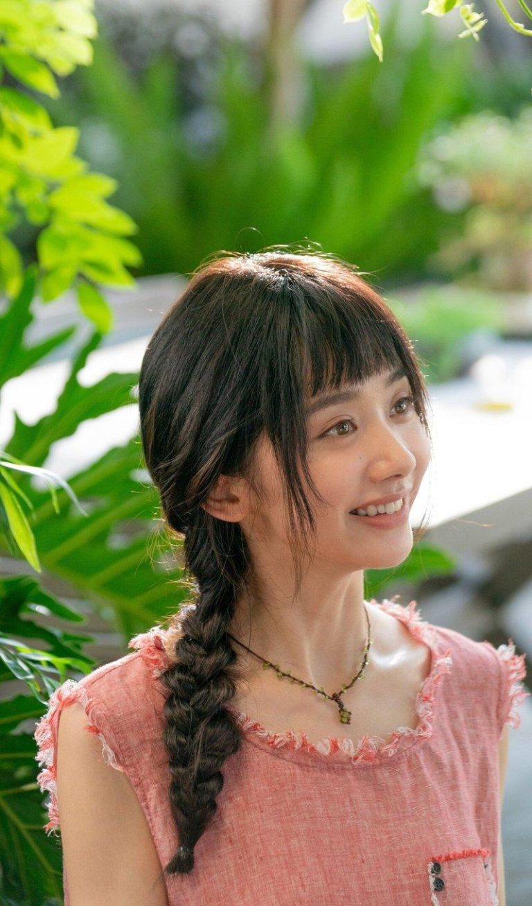 王影璐携手辛云来…「小芳」挑战反套路婚恋剧 拒把结婚当终点 王影璐挑战性格独立、敢爱敢做的杨小芳。(取材自微博)