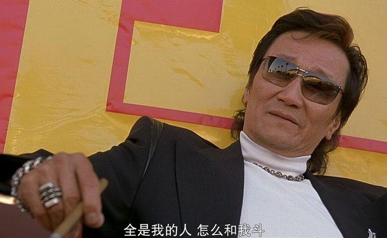 周星驰2000年筹备「少林足球」时,认定谢贤是饰演片中大反派「强雄」不二人选。(...