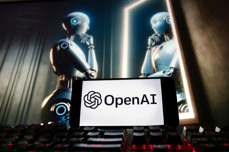 OpenAI传出上修对算力的支出,如今预估到2030年底前将投入7500亿美元。...