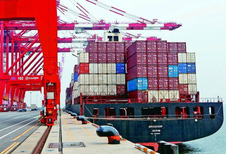 半导体加持 南韩上季GDP成长优于预期 南韩第二季国内生产毛额(GDP)受惠于创纪录的半导体出货,季增0.6%,远优于该...