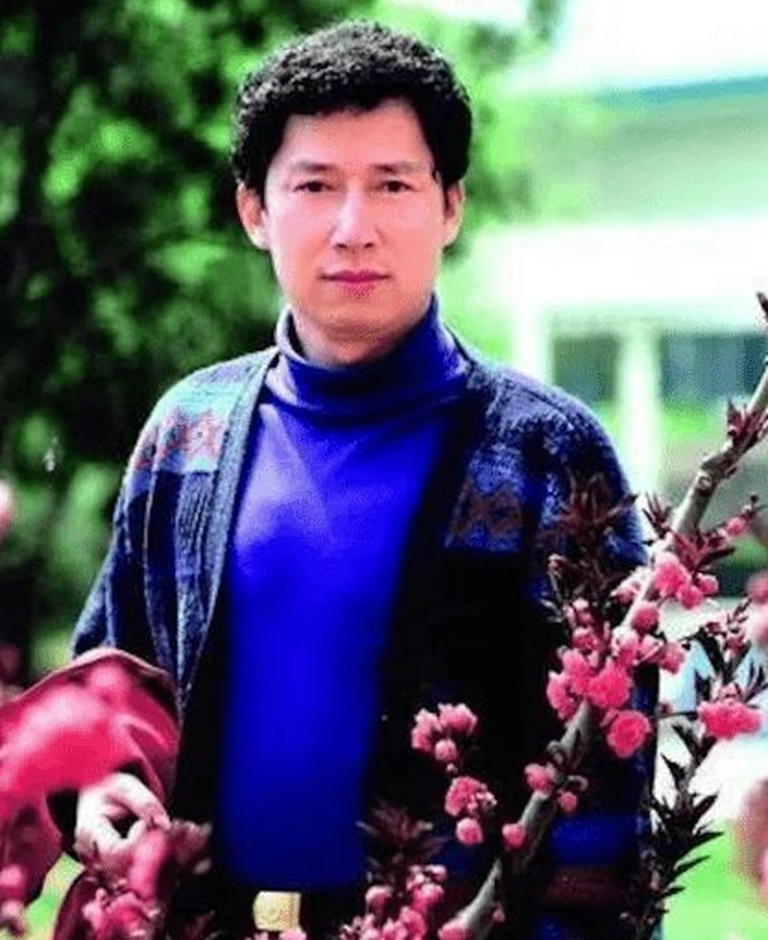 「最牛软饭男」病逝? 李春平传重度失能 巨额资产掀波 李春平年轻时的照片。(取材自指尖新闻)