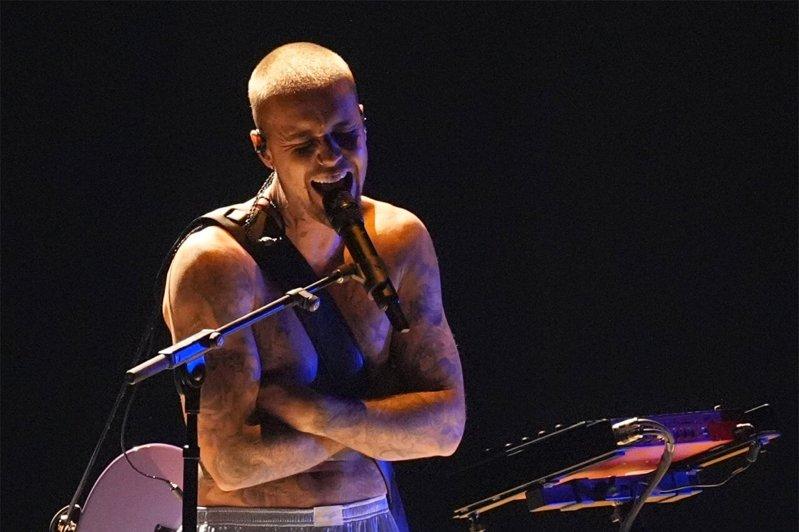 加拿大流行乐巨星小贾斯汀将加入史上首次「世界杯决赛中场秀」演出阵容,中场秀演出长...