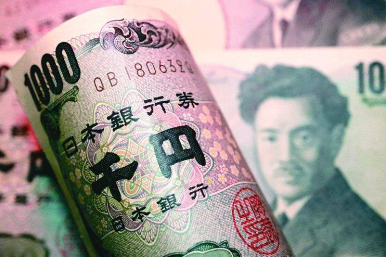 日本阻贬 退休基金加码投资本土资产 日本财务大臣片山皋月表示,将探索鼓励日本政府退休投资基金等退休金基金,加码投资国...