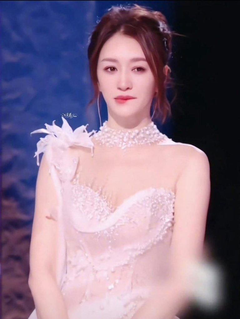 「浪姐7」李小冉惊传婚变 老公没工作「女强男弱」11年婚画句点 女星李小冉惊传婚变。(取材自微博)